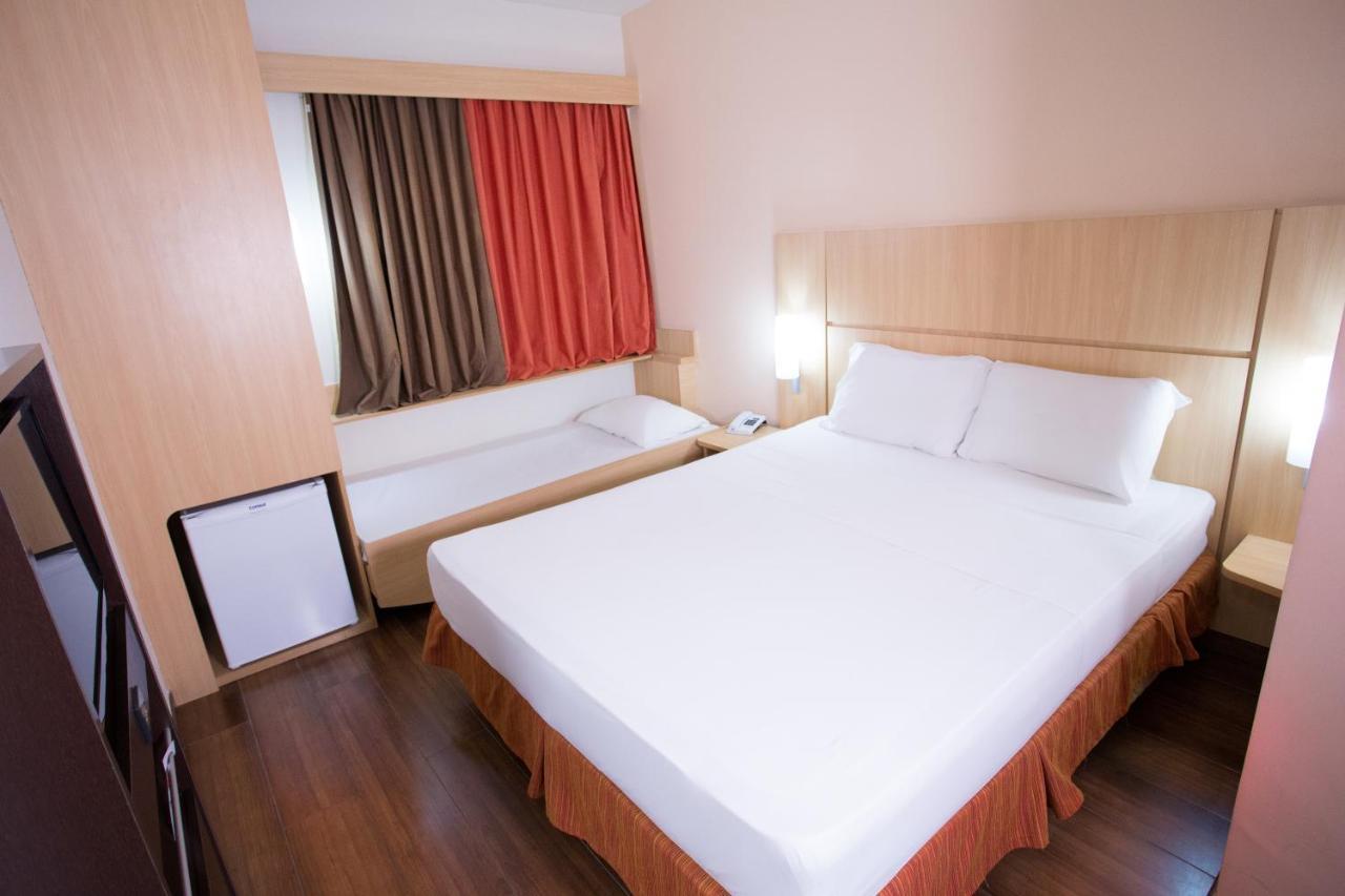 Ibis Feira De Santana 호텔 외부 사진